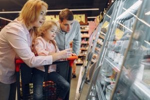Estrategia de Pizzería UNO para Atraer Nuevos Clientes